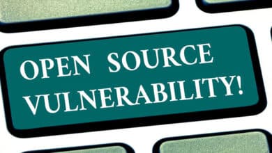 Código fuente abierto obsoleto rampante en software comercial: informe