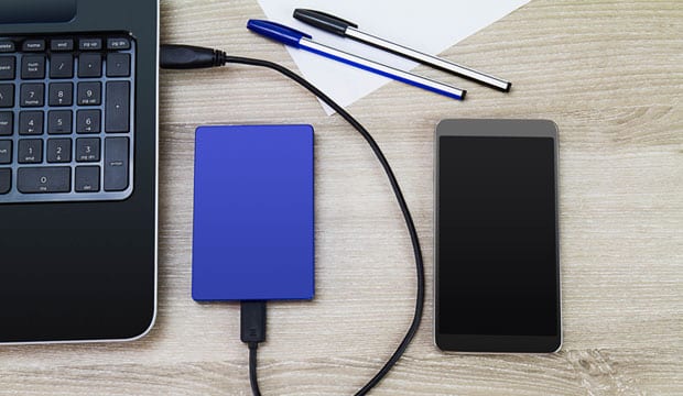 Cómo hacer una copia de seguridad de los datos del iPhone en una unidad externa