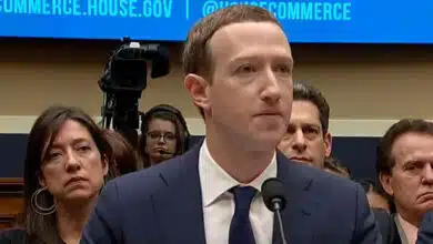 Críticos de House critican a Zuckerberg por sesgo político y privacidad
