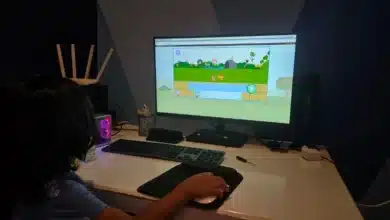 4 maneras, animo a mi hijo de 4 años a ayudar a aprender la codificación y el uso de computadoras.