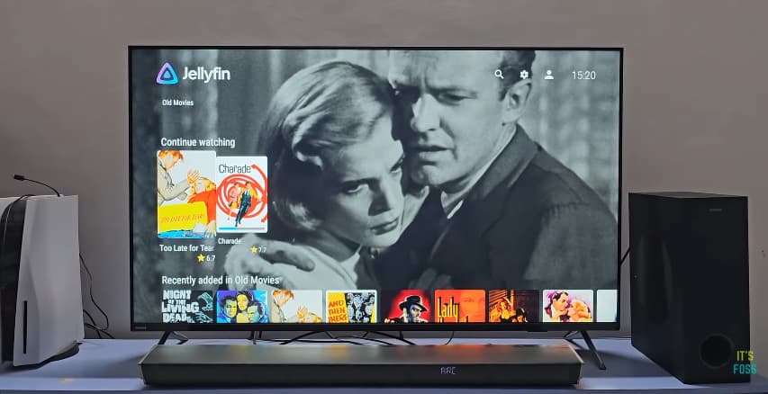 Mire contenido de transmisión de Jellyfin en la configuración de su televisor inteligente.