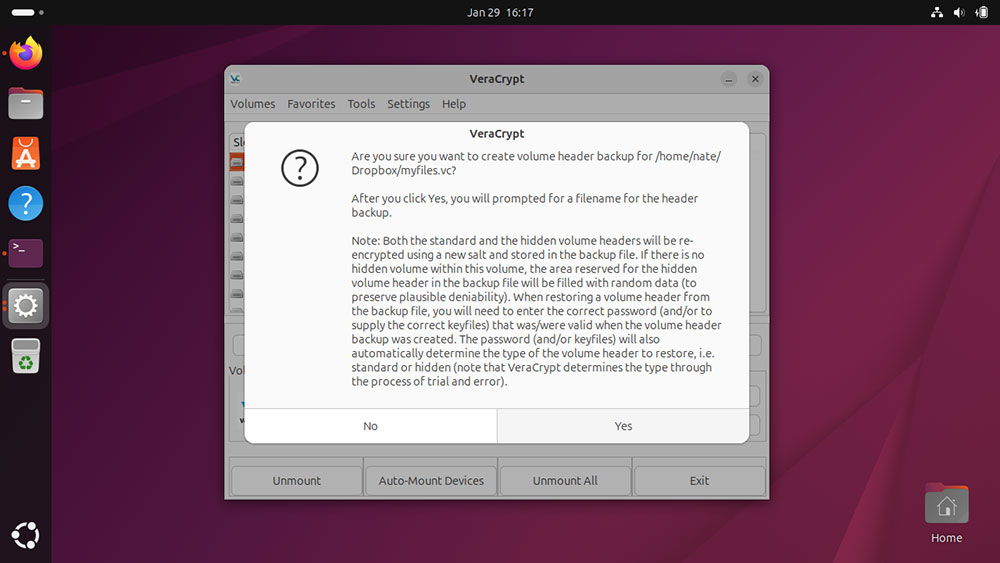 VeraCrypt solicita crear un archivo de copia de seguridad del encabezado del volumen