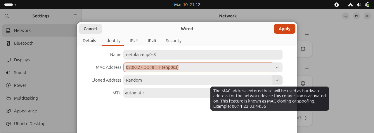 Configuración de NetworkManager que muestra la opción de dirección MAC aleatoria