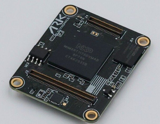 El controlador de vuelo de código abierto combina i.MX RT1176 con compatibilidad con Pixhawk PAB