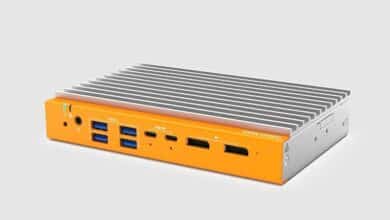 Puerta de enlace industrial Helix 320 basada en Intel Twin Lake con 2,5 GbE de cuatro vías